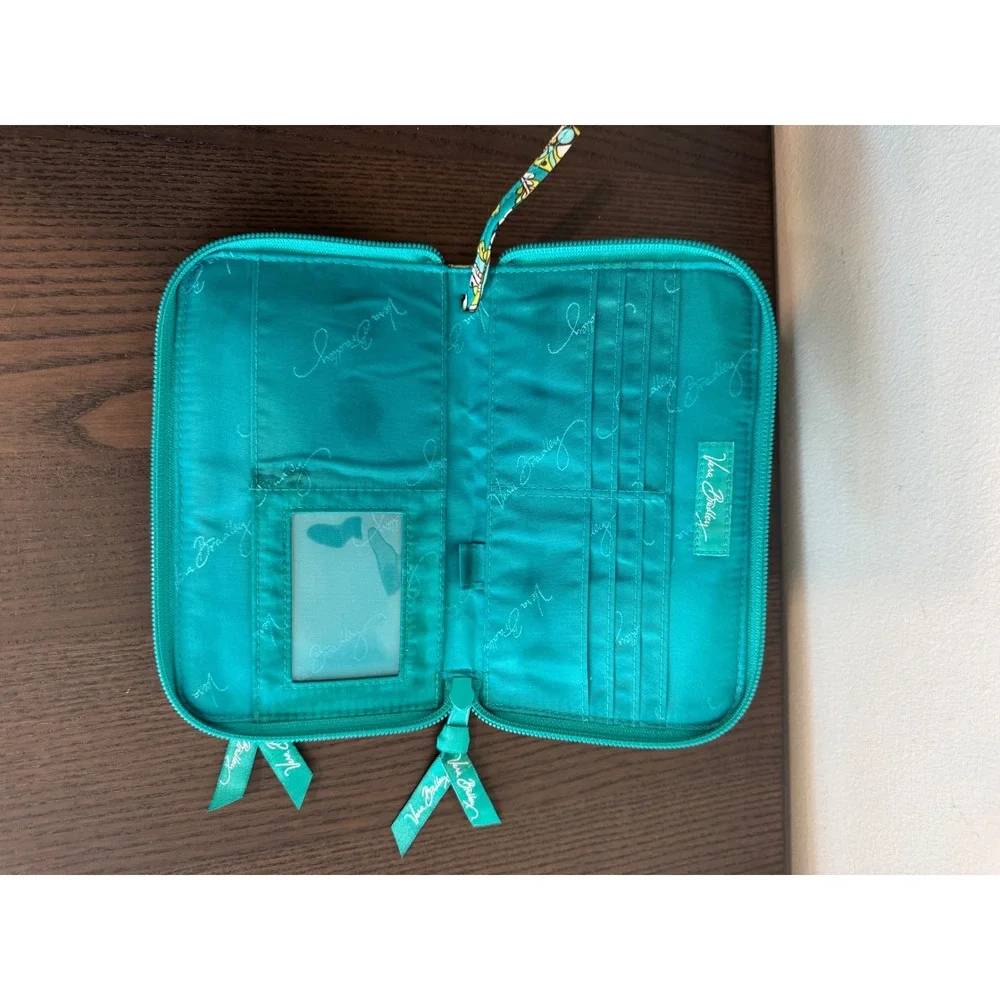 Vera Bradley Zip Around Wallet Womens Teal Paisley Quilted Cotton
